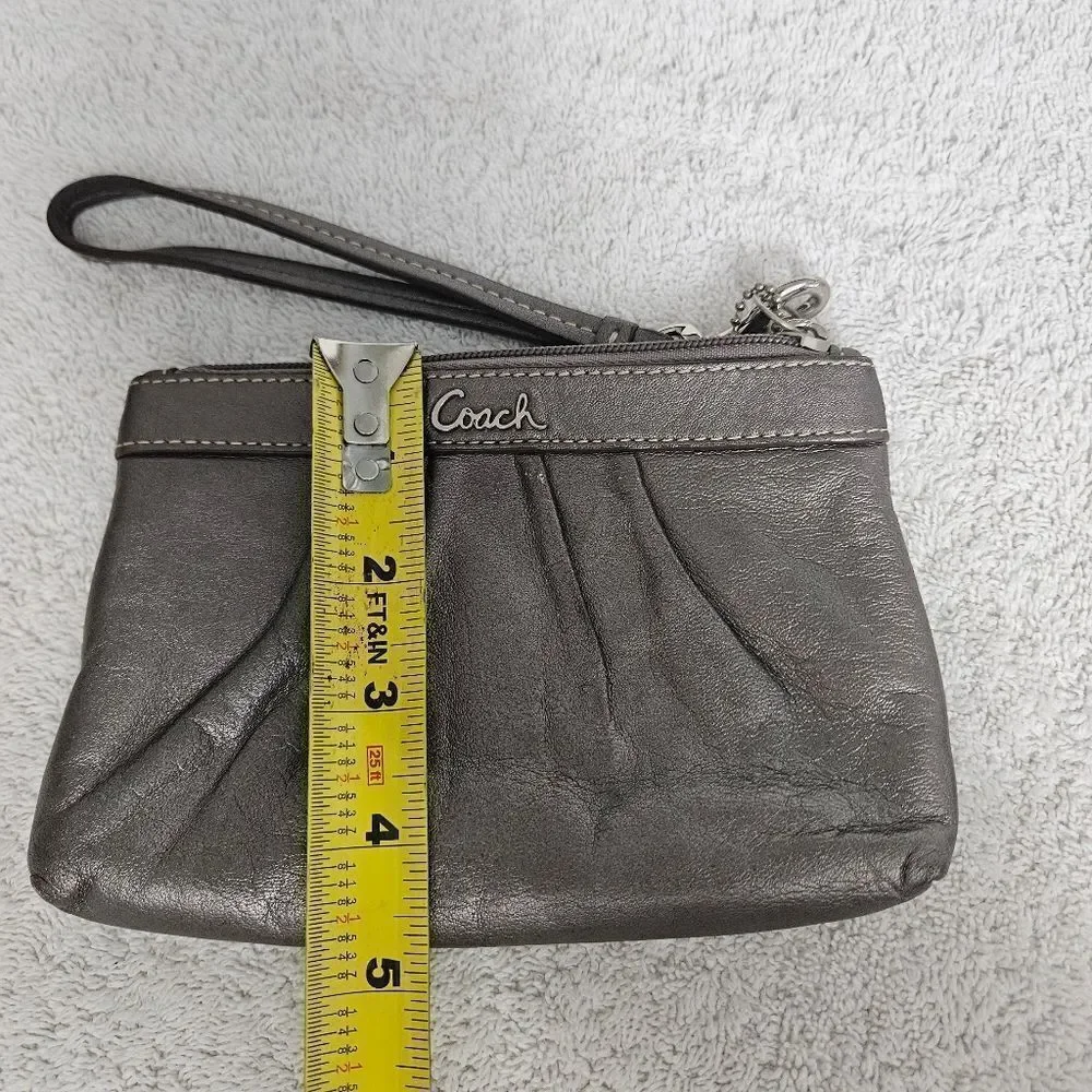 Coach wristlet gray